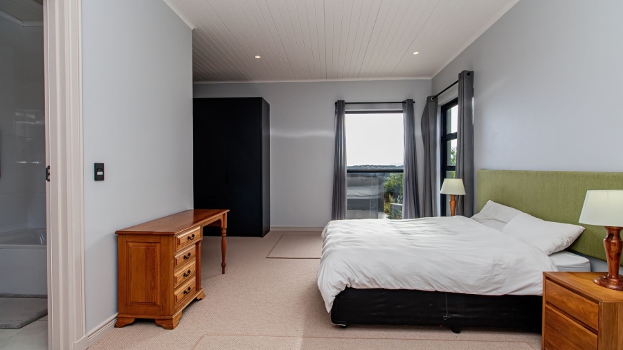 5 Bedroom Property for Sale in Pezula Private Estate Western Cape